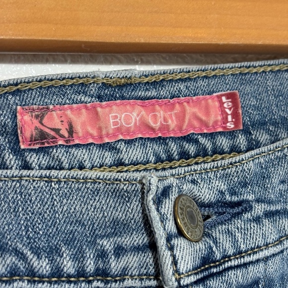 Levi’s Boy Cut Low/Mid Rise Jeans Size Jrs 11 Medium/Light Wash | Classic | - Picture 3 of 10